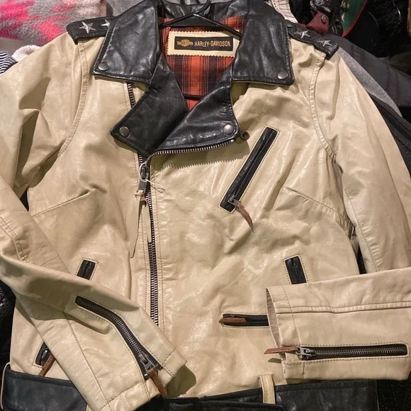 Harley Davidson Leather Jacket size Med - Picture 2 of 8